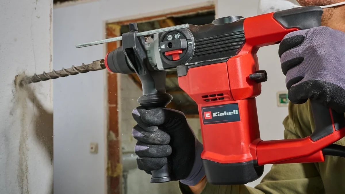 Martillo perforador cincelador Einhell 3.5J - ⌀ 28mm en hormigón