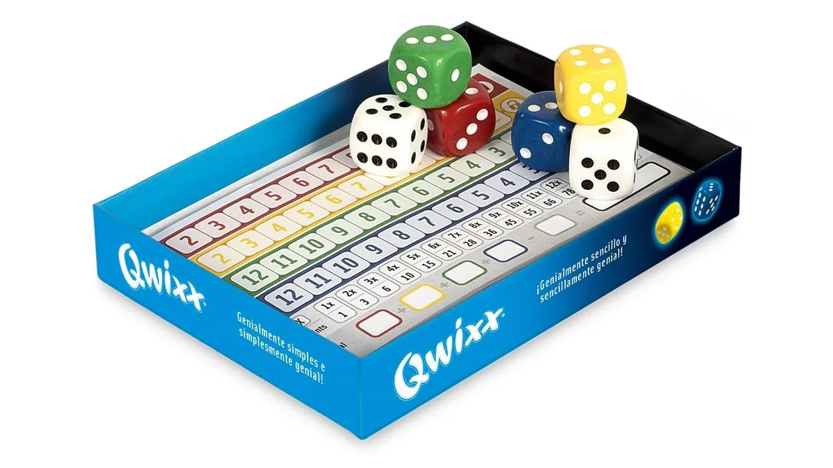Qwixx juego de dados: gana quien decide mejor cuándo tachar o pasar