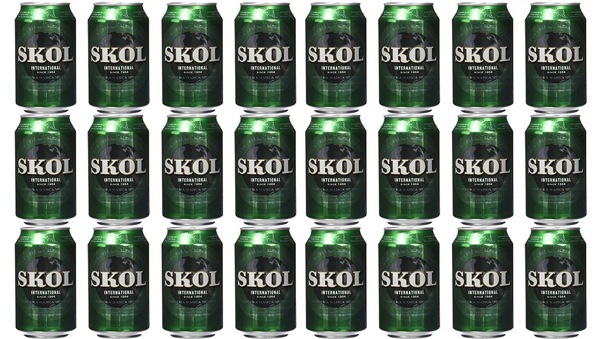 24 latas de cerveza Skol