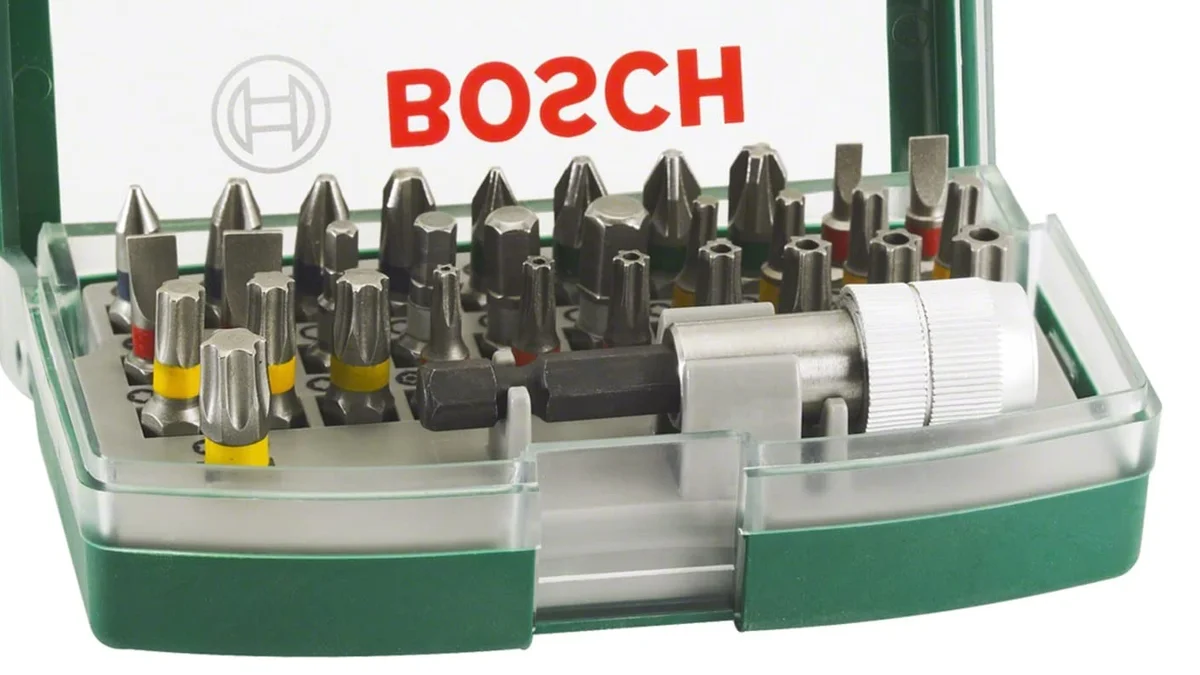 Set Bosch con 31 puntas para atornillar + portapuntas con sujeción doble