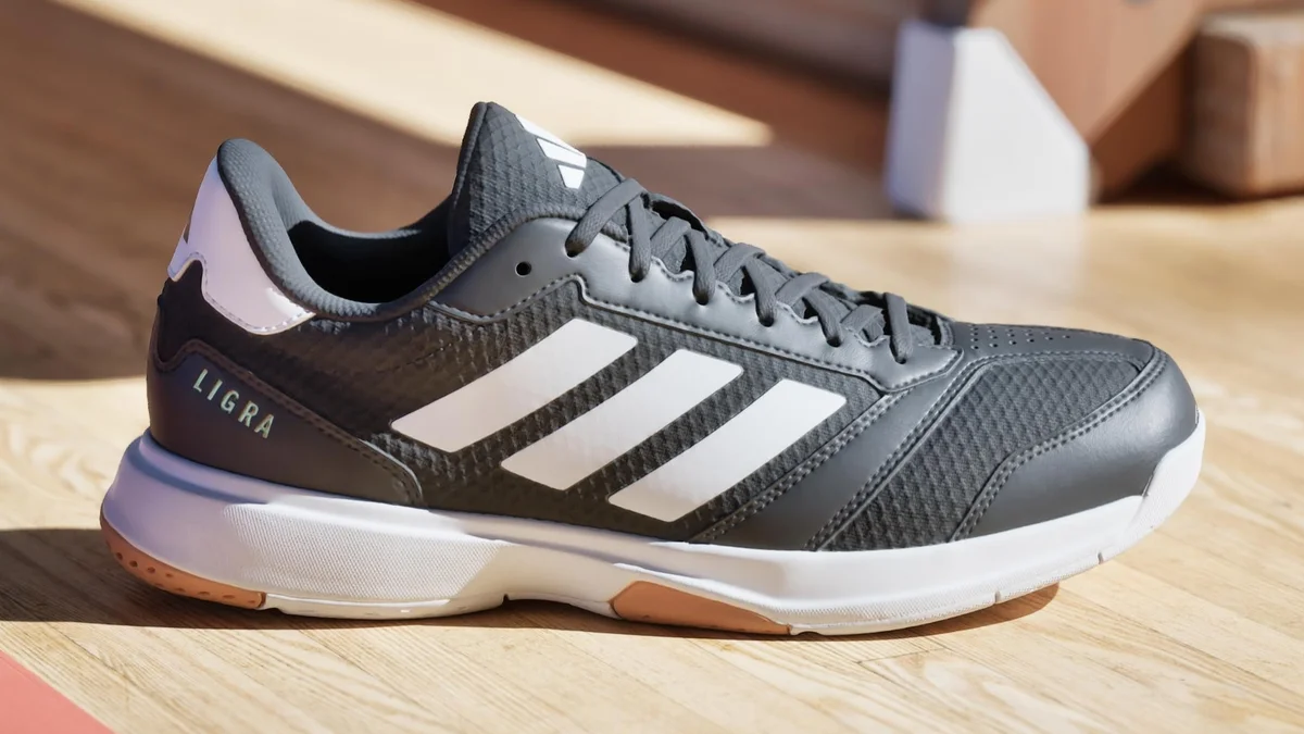 Adidas Ligra 8 - Tallas 36 a 48