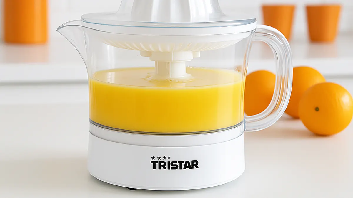 Exprimidor eléctrico Tristar con motor de 25W + 2 conos