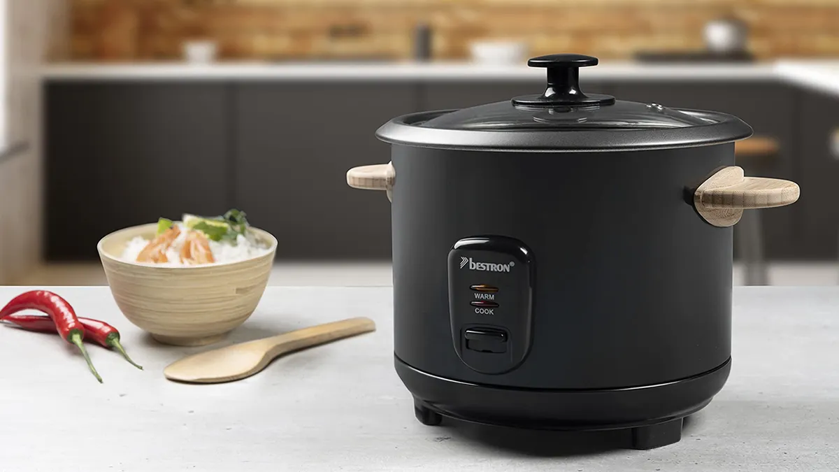 Arrocera automática 1.8L  con asas de madera