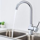 Grifo mezclador de cocina con aireador y 2 latiguillos metálicos